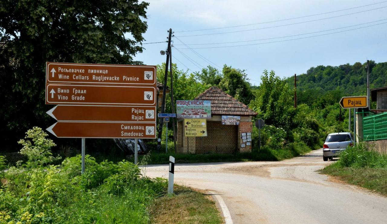 Country House Dunjin Konak Rogljevo エクステリア 写真