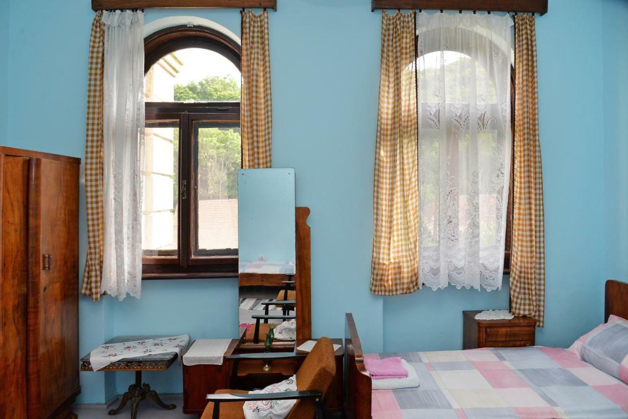 Country House Dunjin Konak Rogljevo エクステリア 写真